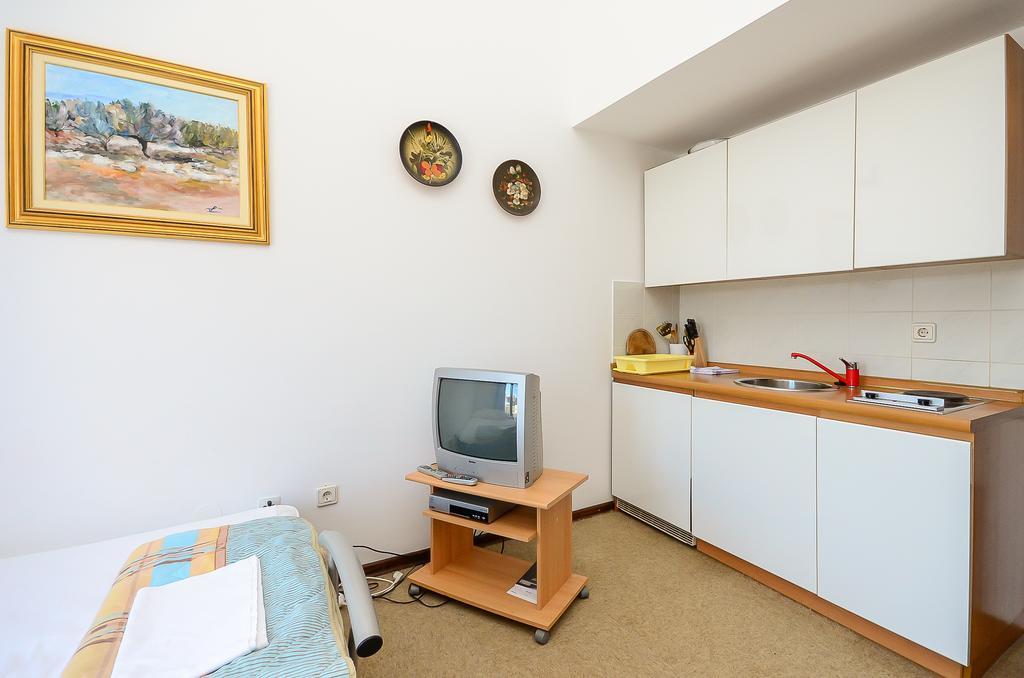 Apartments Dragica スティンヤン エクステリア 写真